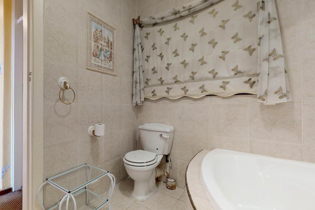 Palo Alto Condo, Bloubergstrand * Cape Town